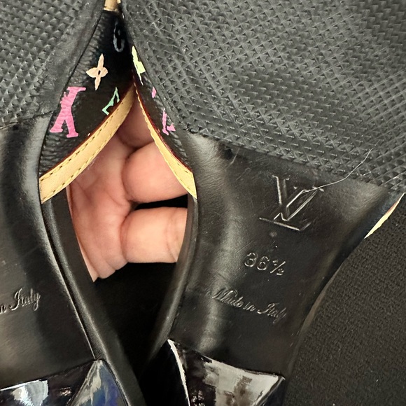 LV sandals in very good condition size 36 - Picture 8 of 16